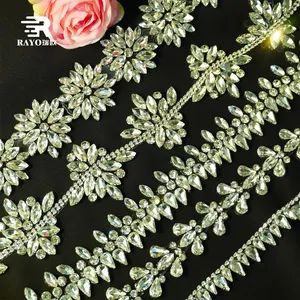 New Styles Fashionable White Rhinestone Trimming Each Roll for Garment Accessories Bags - Guangzhou JingPin Garment Accessory Co., Ltd. - China