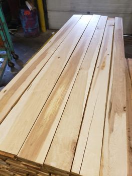 Maple wood lumber  Grade AB Place of Origin Europe, USA Feature Size: customs; KD / - QHD International Trading - Vietnam