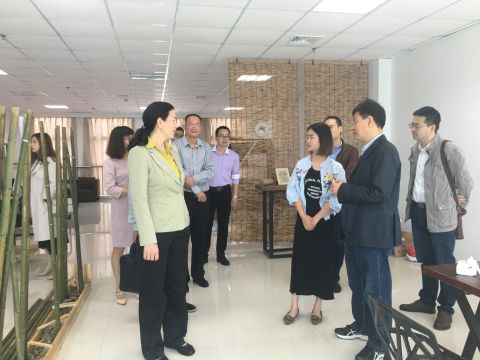 Mayor visits company certificate from Zhangzhou Taki Industry and Trade Co., Ltd