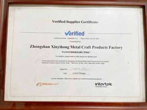 Certificate certificate from Zhongshan Xinyihong Metal Craft Products Factory