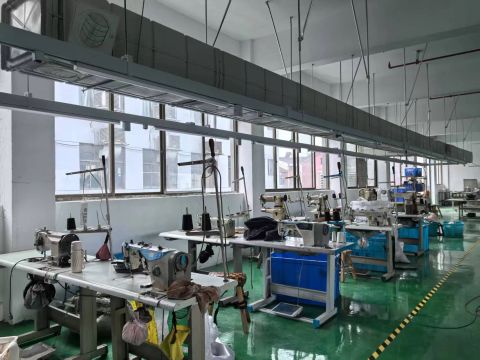 Certificates certificate from Dongyang Huaiwei Hat Industry Co., Ltd.