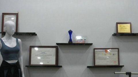 certificate certificate from Guangdong Vincenia Trading Co., Ltd.
