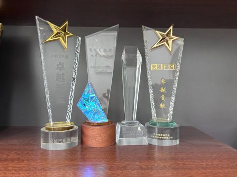 trophy certificate from Chengdu Himore Zhonghuan Automobile Exports Trading Co., Ltd.