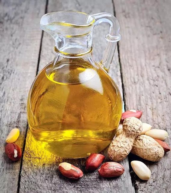 Pure Refined Peanut Oil With Mild Flavor Clear Appearance And Smooth Cooking Performance - Image 2
