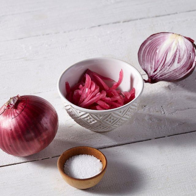 Natural Fresh Onion Large Bulbs With Vibrant Color And Strong Aromatic Flavor - Image 2