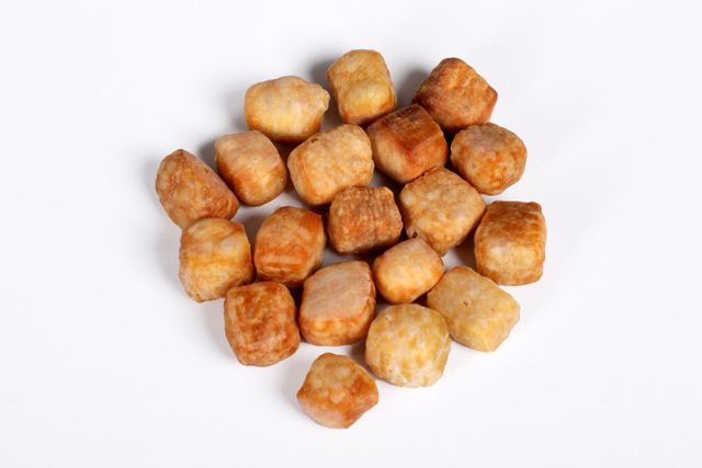 Omega Dog Chew Chhurpi Smell Smoky Form Chew Bar Brand Name Omega Shelf Life 2 years Place of Origin Nepal Max. Moisture (%) 10-11% - Image 5