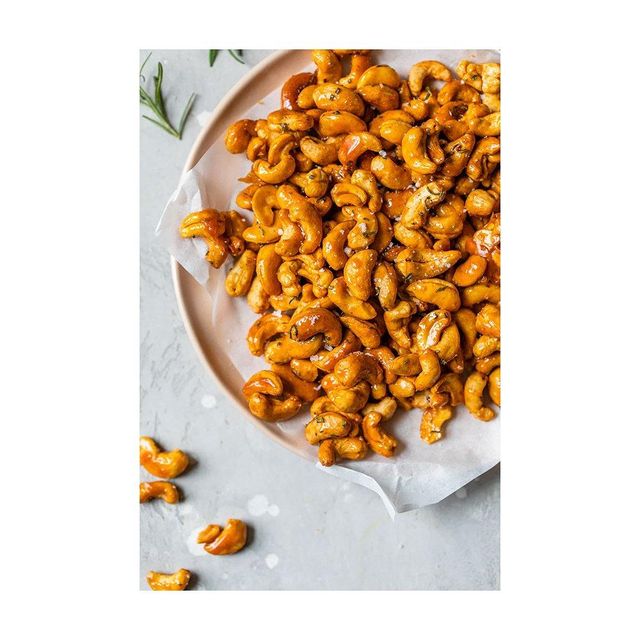 Cashew nuts ready for export trade and continuous high volume procurement - Image 3