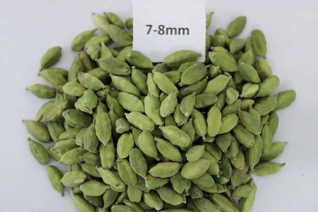 Green cardamom 8mm - Image 1