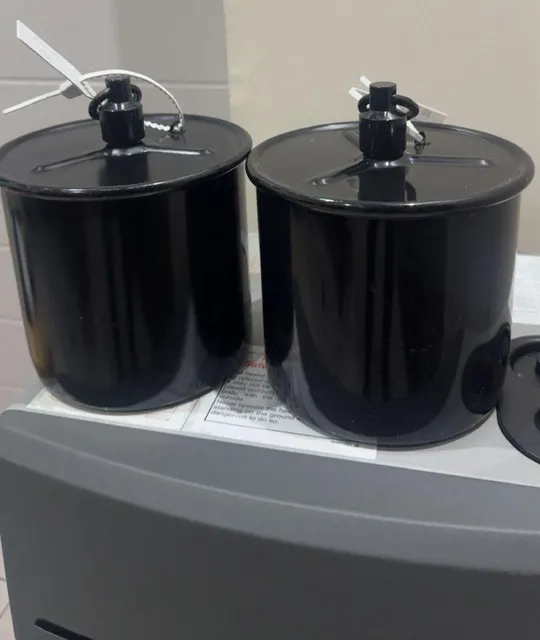 High Quality Silver Liquid Mercury 99.999for Gold Mining Odourless Vapor Density 7.0 Appearance Silver Net Weight 34.5 Kg Solubility Insoluble For Gold Extraction - Image 3