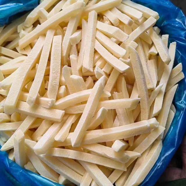 Premium Frozen French Fries Made From Selected Potatoes Golden Crispy French Fries Ideal For Global Buyers Supply - Image 2