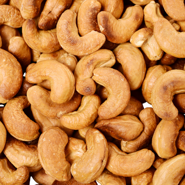 Direct Farm Sourced Raw Cashew Nuts With Dried Processing Standards And Export Packing Service For Pure Wholesale - Image 4