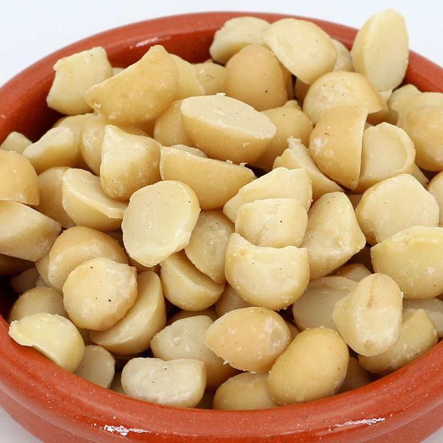 Large Size Macadamia Nuts Bulk Distribution Macadamia Nuts With Clean White Kernels And Rich Natural Oil Content For Food Processing - Image 3