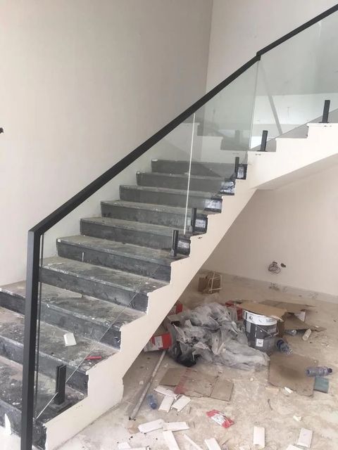 Aluminium Profile Glass Railing System Safety High Design Panel Strength High Thickness 12 mm Durability High Maintenance - Image 4