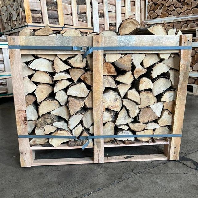 Buy Hornbeam Firewood Logs High Quality Kiln Dried For Clean Burning Heat And Reliable Fire Performance Perfect For Home Heating Camping And Cooking Use Fast Delivery Premium Quality Guaranteed - Image 1