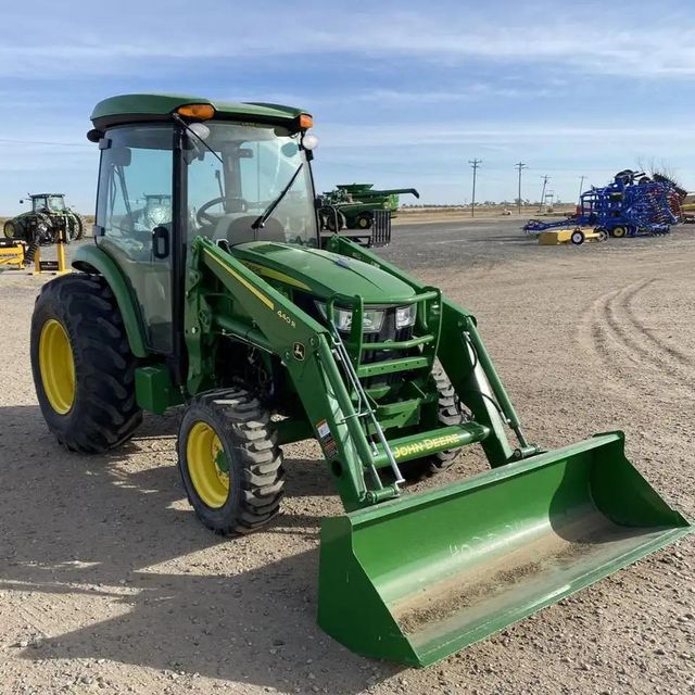 john deere 4066r tractor technical specifications sheet engine model horsepower torque transmission gearbox hydraulic system PTO capacity fuel efficiency operator station safety features comfort design and usage guide - Image 5