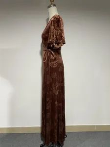 Floral Embossed Velvet Maxi Dress Long Long Color Spice Origin China Style Casual Season Winter Trademark OEM Front Fly - Image 2