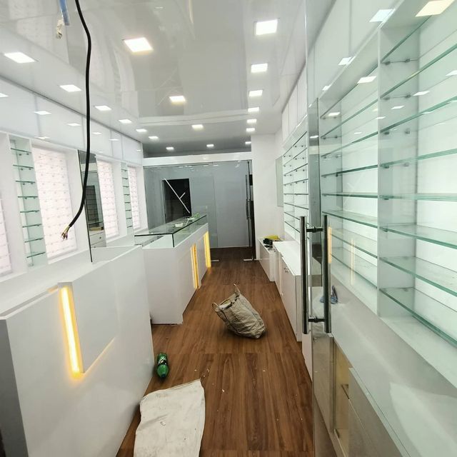 Optical Showroom Designing Accessories best Material Leather, best Usage/Application modarn Service Location/City india 3D Interior Design Available - Image 1