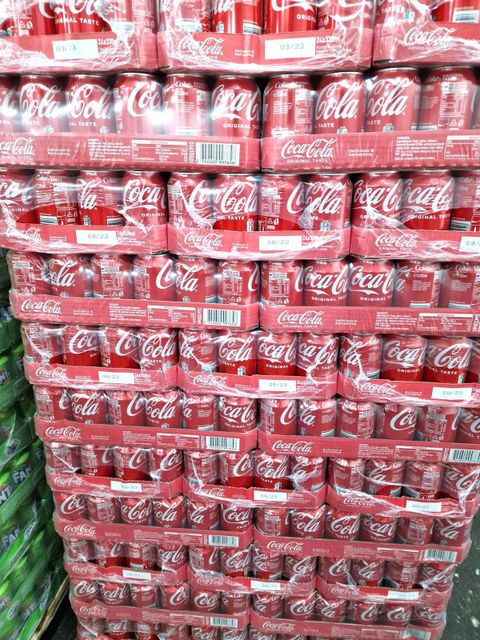Best Selling Coca-Cola Fanta Soda Drink Mini Can Carbonated Drink Exotic Soft Drinks - Image 4
