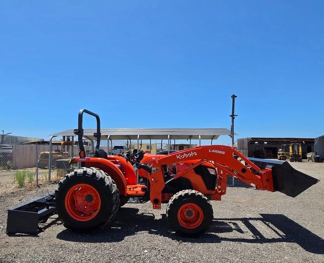 Wholesale Kubota 4WD Farm Tractor MX5200 Used Wheel Tractor Mini Compact Model Buy Fast Delivery Available - Image 3