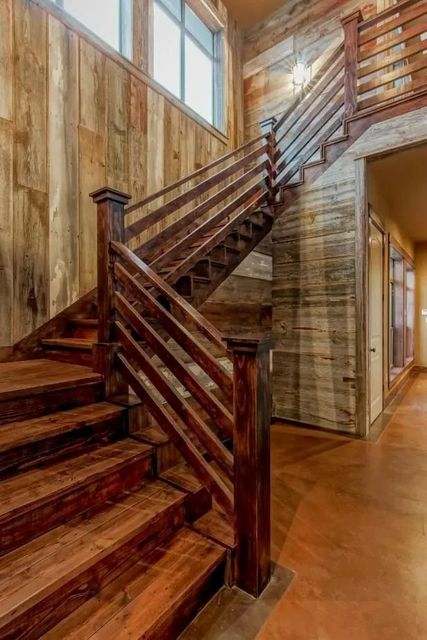 Bar Teak Wood Railing Design Bar Thickness 3mm Durability High Position Stairs Color dark brown Material Teak Wood Resistance To Elements - Image 3