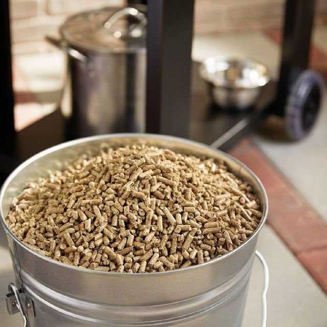 Premium Wood Pellets Hot-Selling Cooking Fuel in Stick Shape Fir/Pine/Beech Wood Pellets 15kg Bags - Image 4