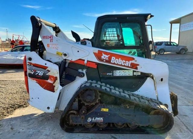 Best Used 2023 for T76 Skid Steer Loader Diesel Perkins Engine 3 Ton Track Compact for Construction and Material Handling - Image 5