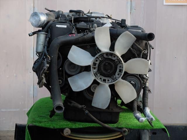 TOYOTA CROWN MAJESTA, UZS151 1UZ-FE 4.0L V8 Complete Engine & Transmission - Image 4