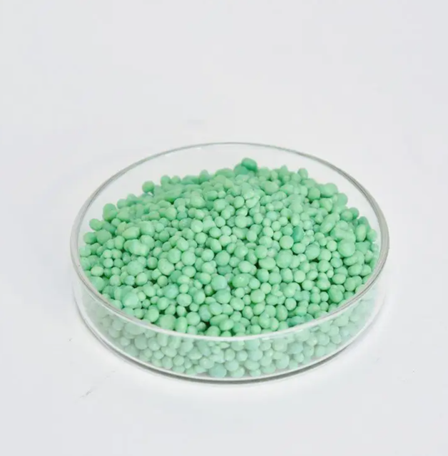Premium Factory Price Urea Fertilizer 46 Nitrogen Agricultural Grade Fast Dissolving Fertilizer for Farming Use - Image 3
