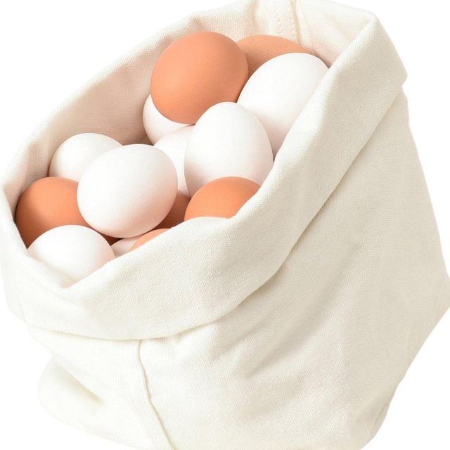 Export Ready Fresh Table Chicken Eggs Carefully Packed Chicken Eggs Supporting Reliable Supply For Global Trade - Image 1
