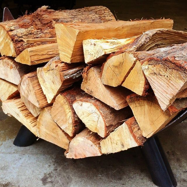 Seasoned Hardwood Pieces Featuring Birch Firewood Natural Drying Process For Global Buyers Requiring Bulk - Image 4