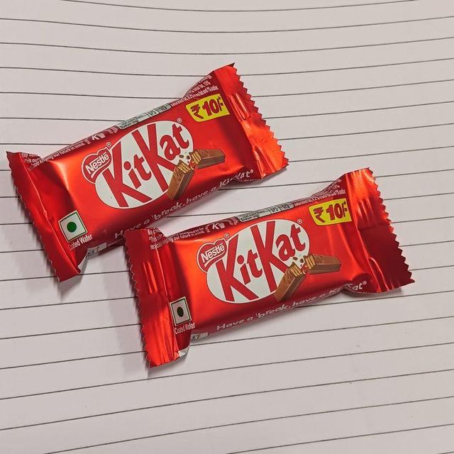 Classic KitKat 17g Crunchy Milk Chocolate Wafer Excellent Quality Wholesale Price Best Seller For Retail Outlets - Image 2