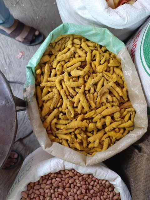 Fresh Turmeric Root For Culinary Applications With Distinct Flavor Vibrant Color And Reliable Quality For Food - Image 3