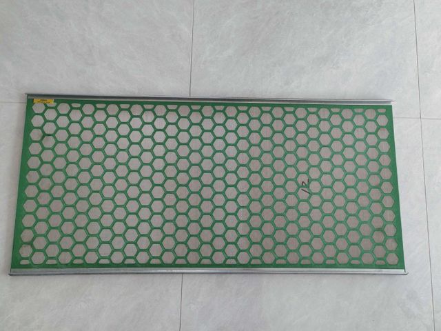 Vibrating Screen for Mud Shale Shaker Form China Color Green Weight (kg) 6.8kg Size 1070 × 570 mm Type Hard ditch edge Manufacturer TR Solids Control - Image 4