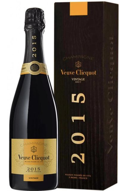 Buy Veuve Clicquot Champagne wholesale prices Grade A Cuvée Yes Type champagne Packaging cartons Shelf Life 3 years Flavour Brut, Brut Nature, Extra Brut - Image 4