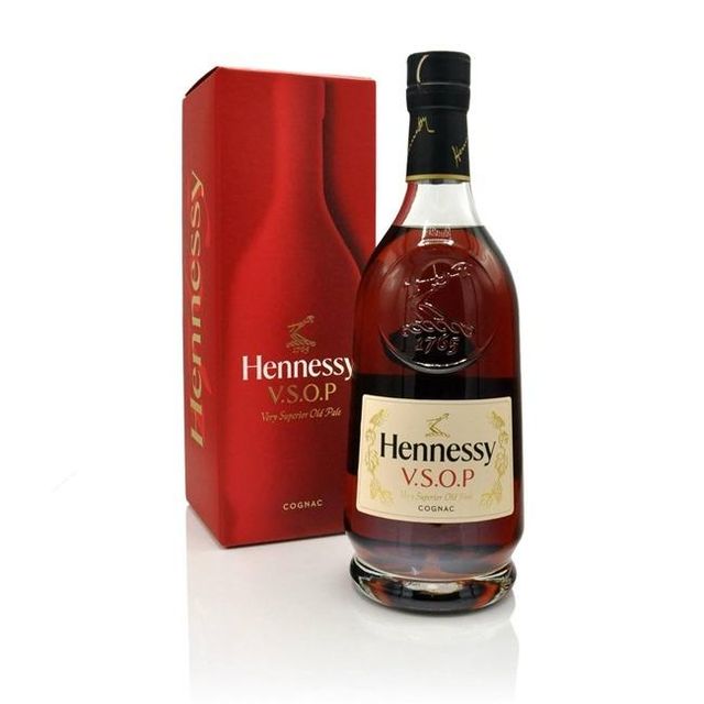 Cheap price Hennessy VSOP with gift box ready for export and fast delivery - Image 1