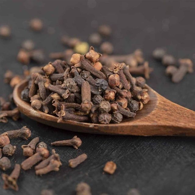 Premium Brown Sun Dried Whole Cloves Syzygium Aromaticum Food Grade Export Quality 99%+ Purity - Image 4