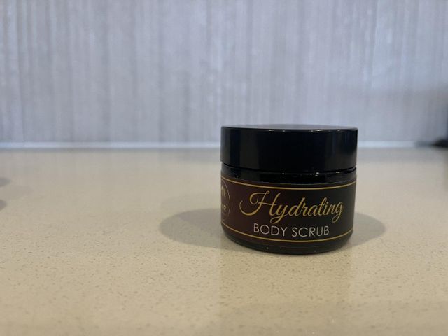 Milk Pure Body Scrub Size 50ml Port Durban Form Butter Scrubs Shelf Life 2 years Brand Name Milk Pure Packaging Amber Glass - Image 3