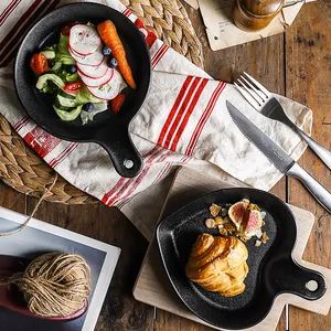 Kitchen Bakeware Breakfast Plate Ceramic Baking Round Tray with Handles - Image 3