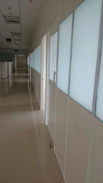 Modular Office Partition Material Aluminum Panel Thickness 60 mm Usage/Application Office Application Area Interior Partition Type Full - Image 3