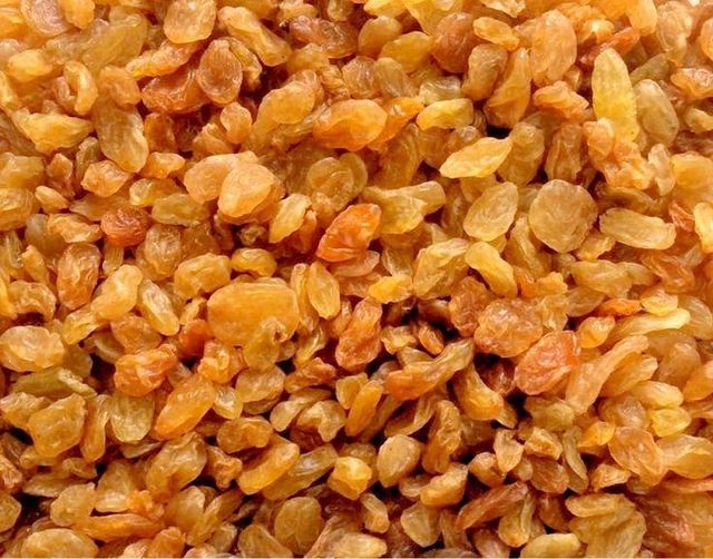 Premium Vietnam Origin Sun-Dried Grape Raisin Soft Chewy Texture for Wholesale Distribution Cereal Toppings Blends and S - Image 5