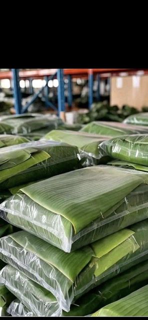 Banana Leaves Shape Circle Packaging Carton Weight (kg) 4 kg Origin Indonesia Delivery Form Carton Freshness Level Fresh - Image 1