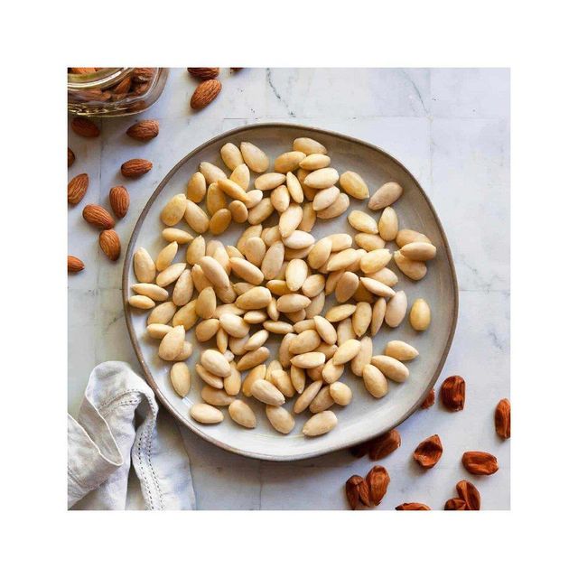 Premium blanched almonds available for export at affordable price - Image 4