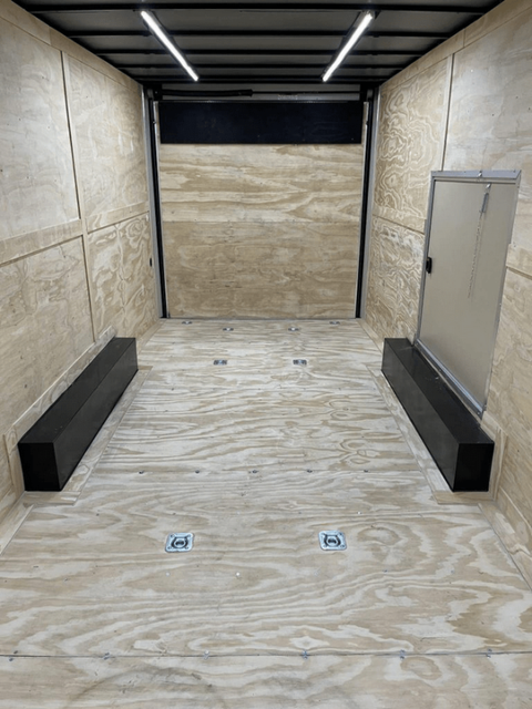 Enclosed Trailers / Enclosed Car Hauler 2026 24ft. Econo-Max 7k Axles, 8ft. Interior, Alum Wheels, Rear Wing, Toolbox &; - Image 4