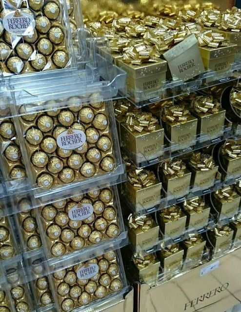 Fast Delivery Ferrero Rocher Premium Hazelnut Chocolate Confection Elegant Chocolate Selection with Rich Hazelnut - Image 4