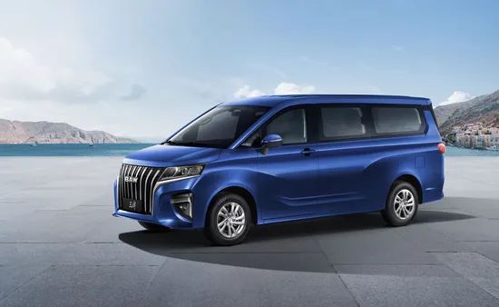 BAW Large Space MPV Van Commercial Vehicles - Image 2
