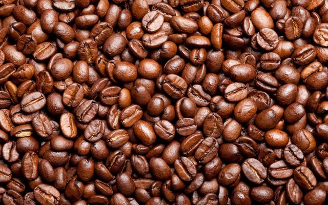 Roasted Arabica Coffee beans Grade AA Form BEANS Shape ROUND Origin Vietnam Moisture 3.71% Variety Arabica Made In Viet Nam - Image 1