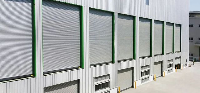 PVC Insulated Double Wall Rolling Shutters Material PVC Operating Type Manual Surface Treatment Painted Control Components Key - Image 1