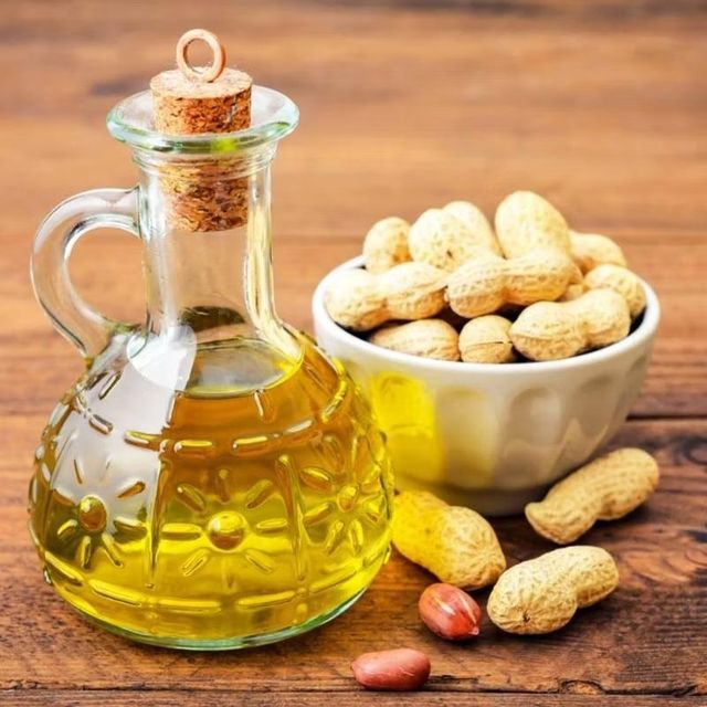 Pure Refined Peanut Oil With Mild Flavor Clear Appearance And Smooth Cooking Performance - Image 4