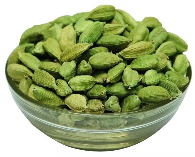 best quhigh quality green cardamom elaichi pods for weight loss digestion and tea natural spice for cooking desserts and daily usegreen elaichi cardamom pods for cooking tea sweets desserts and baking natural spice with long shelf lifeality elaichi green cardamom pods for tea sweets desserts and cooking premium grade spice with intense aroma and natural freshness - Image 4