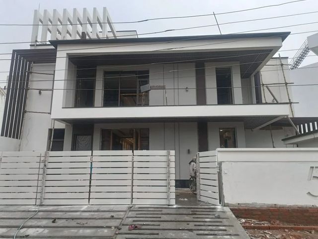 Exterior Painting Service Finish Smooth Paint Brand Dulux Service Location lucknow Building Type Residential Paint Type Exterior - Image 8